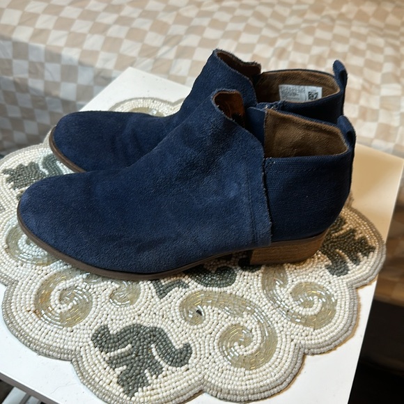 Blue suede Toms boot - Picture 2 of 11